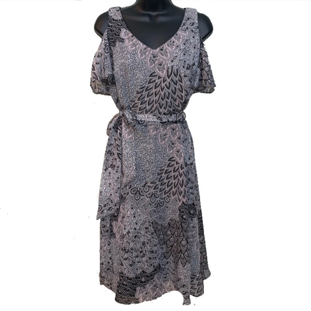 Breezy cold shoulder dress